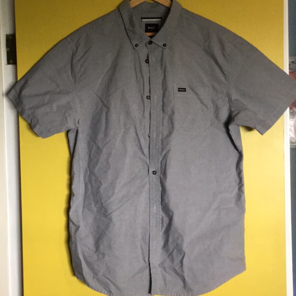 RVCA men’s shirt - like new